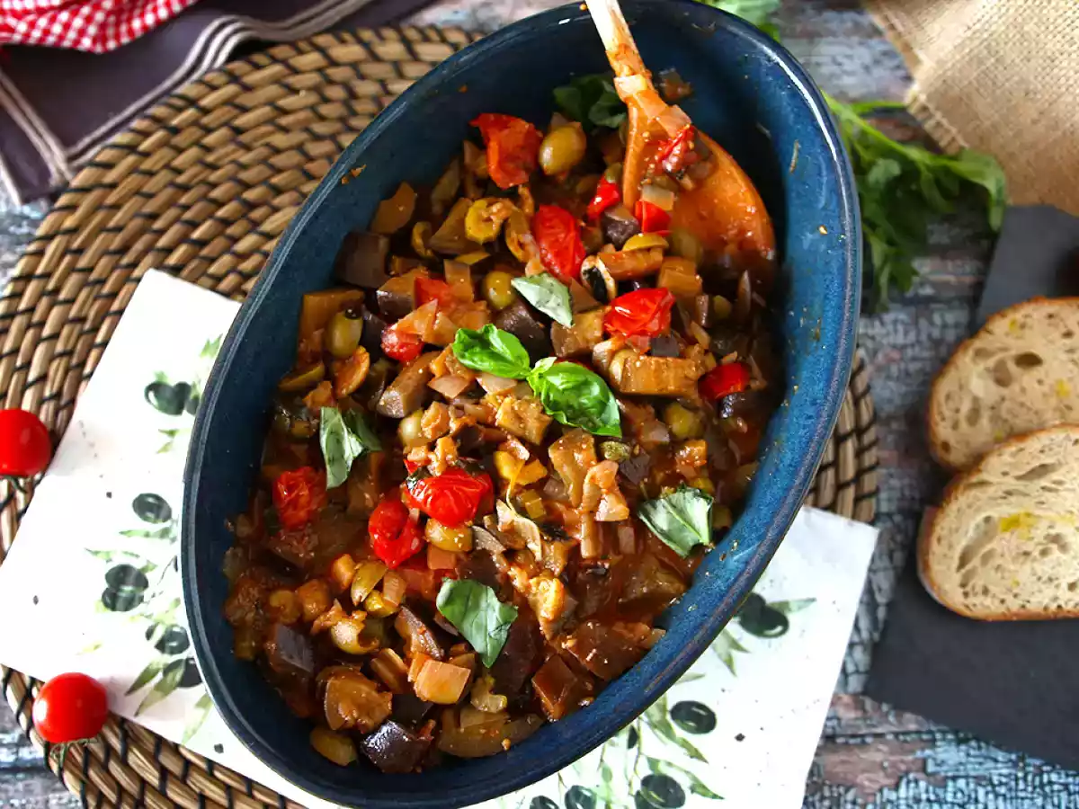 Caponata siciliana, il contorno mediterraneo ricco di gusto - foto 3