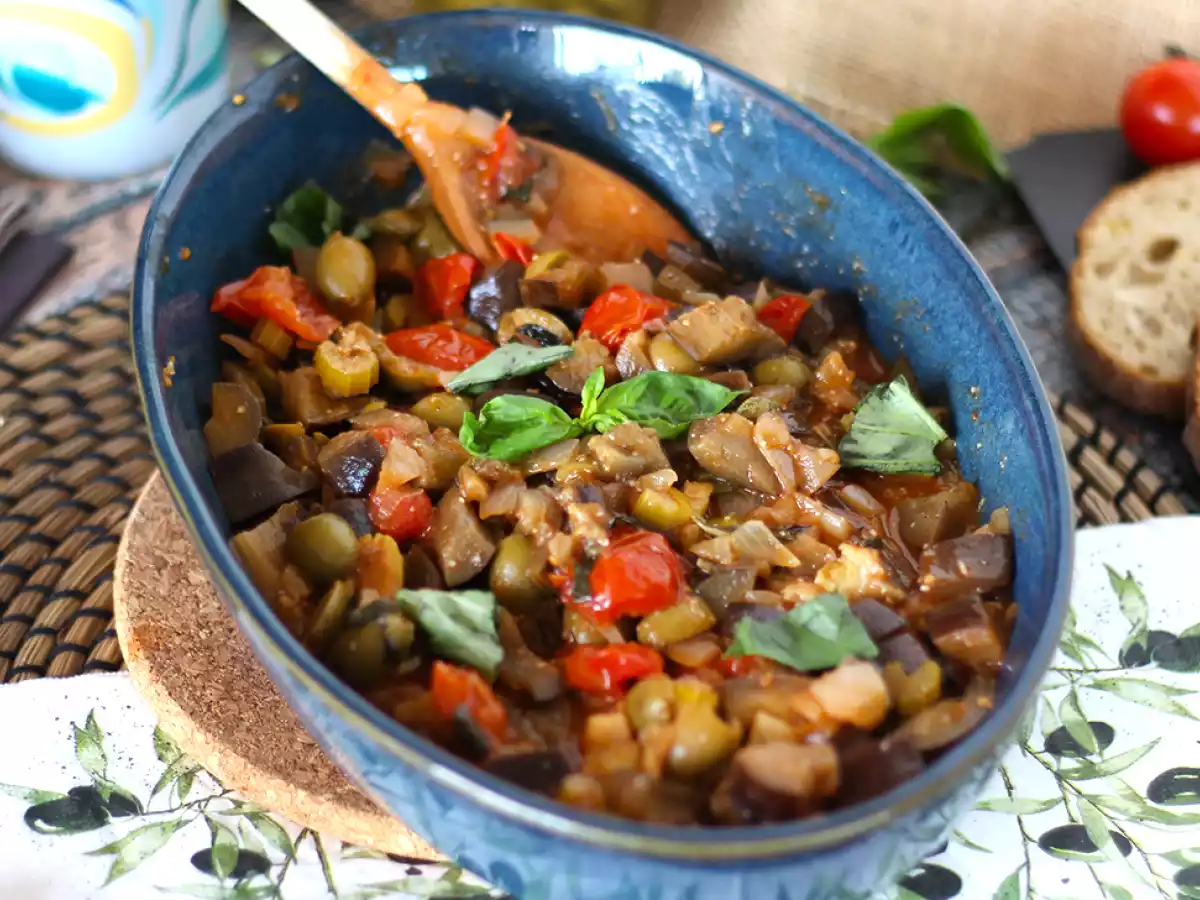 Caponata siciliana, il contorno mediterraneo ricco di gusto - foto 4