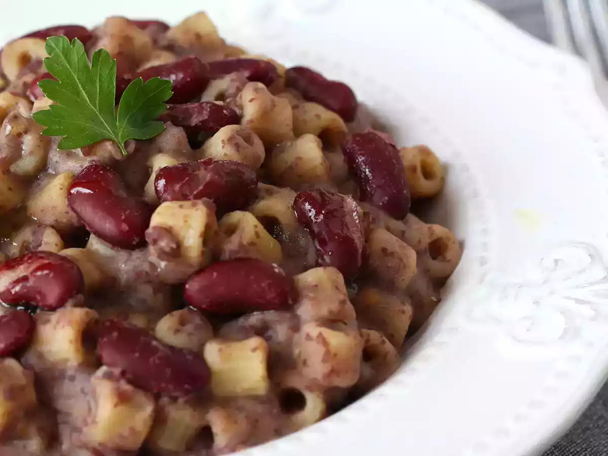 Pasta e fagioli alla veneta: la ricetta della nonna cremosa e ricca di gusto - foto 5