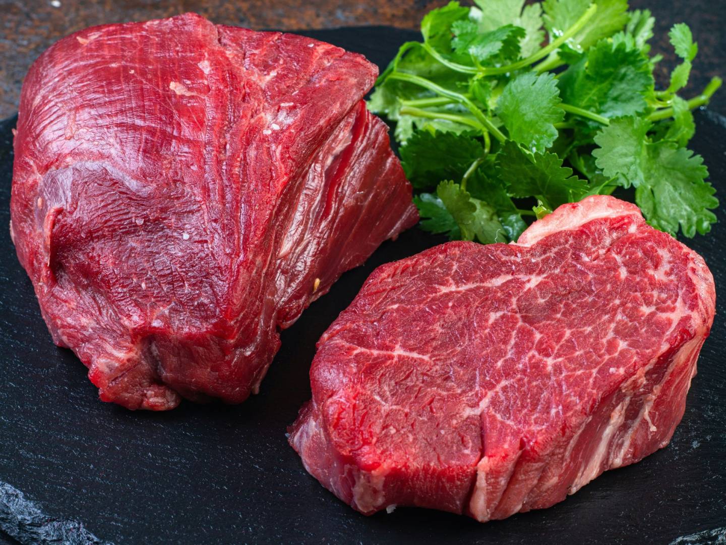 Segni inequivocabili: la tua carne è ancora buona? Scopri come evitare intossicazioni alimentari