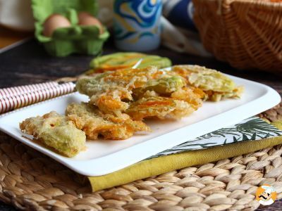 Fiori di zucca croccanti: il trucco per una pastella perfetta!