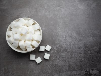 Addio zucchero bianco! Scopri le alternative naturali