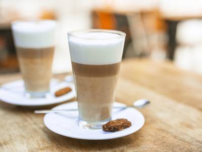 Caffè con latte: sì o no? Tutto quello che devi sapere per fare la scelta giusta.