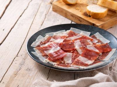 Jamón Iberico o Jamón Serrano? Tutto quello che dovete sapere prima di acquistare il prosciutto spagnolo