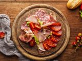 C'è lo zucchero anche nei salumi? Scopri perché!