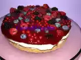 Ricetta Cheesecake con bavarese allo yogurt e salsa ai frutti di bosco