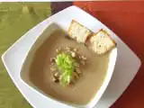 Ricetta Vellutata di sedano con noci e zenzero