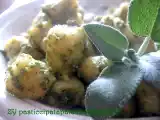 Ricetta Gnocchetti al pesto di salvia e nocciole
