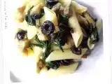 Ricetta Penne rucola, melanzane, olive, pinoli tostati e pecorino sardo
