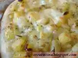 Ricetta Pizza con patate, cipolla e mozzarella