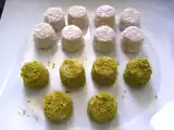 Ricetta Cioccolatini raffaello al cocco e al pistacchio