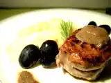 Ricetta Medaglioni di filetto di maiale all'uva
