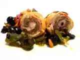 Ricetta Involtini di pollo allo zafferano con olive nere e peperoni
