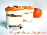 Ricetta Verrine di chantilly con pan di spagna al cioccolato e spiaccichìs di cachi
