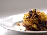 Ricetta Fusilli con radicchio, speck e noci