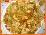 Ricetta Farfalle con gamberi e asparagi selvatici.