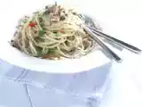 Ricetta Spaghetti con tonno e capperi profumati alla menta