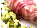 Ricetta Cosce di pollo con pancetta e zucchine