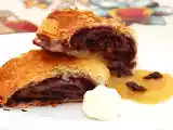 Ricetta Strudel di cavolo rosso con salsa di mele e panna acida e le (st)renne di carnevale