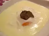 Ricetta Uovo pochè su crema di pecorino e tartufo