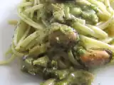 Ricetta Linguine al pesto verde e frutti di mare