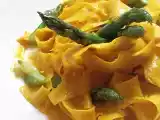 Ricetta Tagliatelle asparagi e zafferano
