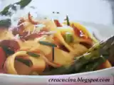 Ricetta Fettuccine con asparagi, piselli e pancetta