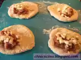 Ricetta Panzerotti con salsiccia e scamorza affumicata