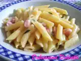 Ricetta Penne rigate con squacquerone, pancetta e satureja montana