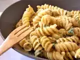 Ricetta Fusilli con alici piccanti e pangrattato: ricetta facile e saporita