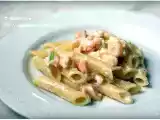 Ricetta Penne al salmone con trito di mandorle