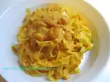 Ricetta Tagliatelle con crema di gamberetti al brandy