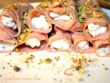 Ricetta Involtini di mortadella con formaggio e pistacchi