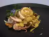 Ricetta Insalata tiepida con totani, carciofi, pomodorini e bottarga