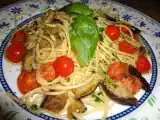 Ricetta Spaghetti acciughe e melanzane