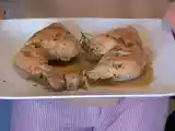Ricetta Video ricetta pollo al vino bianco con battuto di aglio e prezzemolo