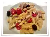 Ricetta Pasta con tonno, pomodorini ed olive