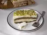 Ricetta Tiramisù al torrone e granella di pistacchio