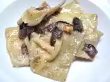 Ricetta Ravioli di formaggi con radicchio