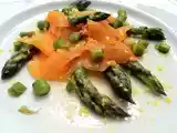 Ricetta Insalata di asparagi e salmone