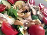 Ricetta Insalata di pollo e anacardi condita con salsa di soia