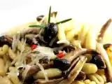 Ricetta Cavatelli con crema di ceci e funghi chiodini