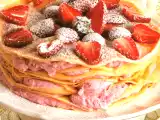 Ricetta Millefoglie di crepes alla mousse di fragole