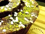Ricetta Ciambella al cacao, pistacchi e fondente