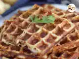 Ricetta Waffle di patate con bacon e formaggio