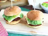 Ricetta Cheeseburger vegetariano con burger di fagioli: la ricetta facile e gustosa da provare