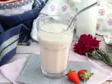 Ricetta Milkshake fragole e vaniglia fatto in casa: fresco, cremoso e irresistibile