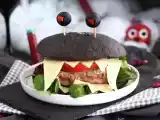 Ricetta Monster burger, il cheeseburger da preparare assolutamente per halloween