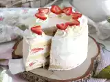 Ricetta Layer cake alle fragole con crema al mascarpone