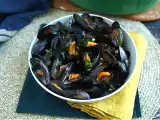 Ricetta Cozze con sidro di mele: la ricetta facile per un antipasto di mare originale